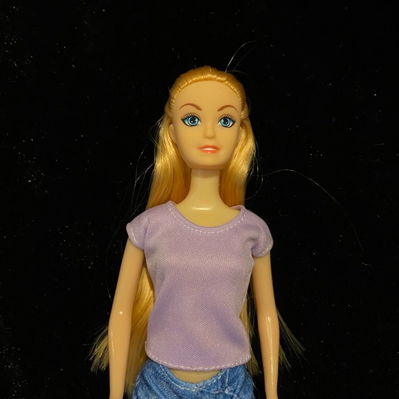 Doll - Picture 4 of 5